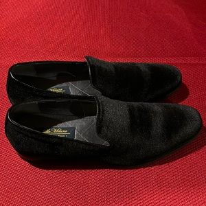 La Milano Black dress shoes. Size 9